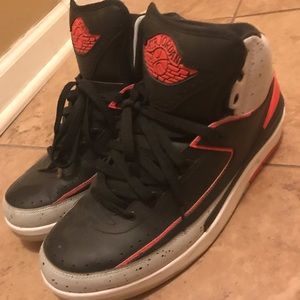Jordan retro 2 inferred size 9.5